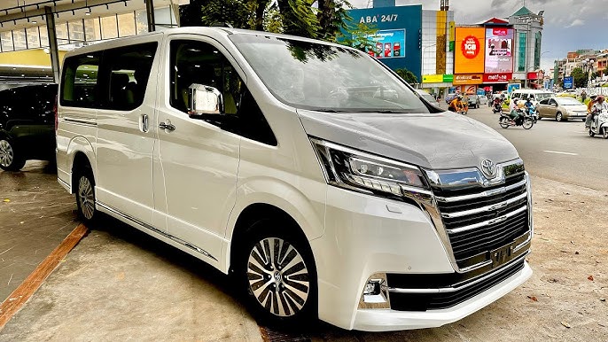 Alphard Executive Lounge (White)